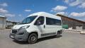 Peugeot Boxer minibus 