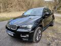 BMW X6 P�kn� stav, m�lo najeto