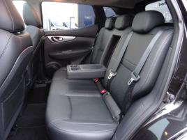 Nissan Qashqai (2018) 1.2 DIG-T 116k MAN6 - náhled 17