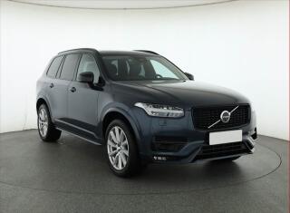 Volvo XC90 B5 AWD