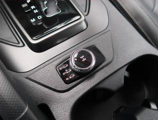 SsangYong Musso (2023) Grand Blackline 2.2 e-XDi - náhled 23