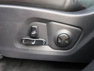 SsangYong Musso (2023) Grand Blackline 2.2 e-XDi - náhled 26