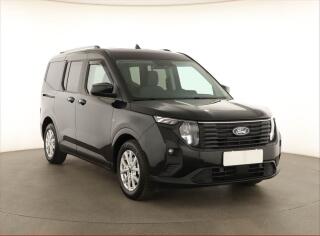 Ford Tourneo Courier Titanium 1.0 EcoBoost, 5M�st