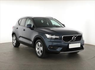 Volvo XC40 Momentum B4