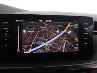 Škoda Karoq (2023) 2.0 TDI, STK, KLIMA, NAVI - náhled 17