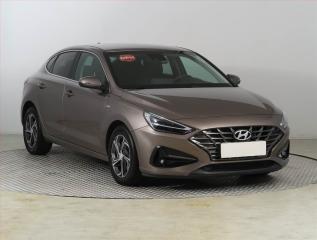 Hyundai i30 Family 1.5 T-GDI MHEV, R, DPH
