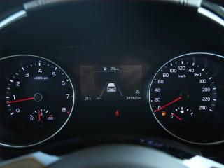Kia Ceed (2022) 1.5 T-GDI MHEV, 35 TKM - náhled 11
