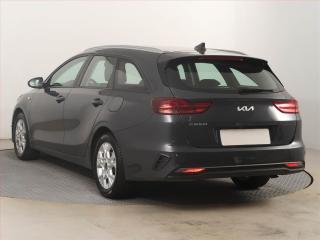 Kia Ceed (2022) 1.5 T-GDI MHEV, 35 TKM - náhled 4