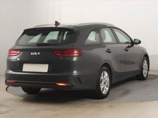 Kia Ceed (2022) 1.5 T-GDI MHEV, 35 TKM - náhled 5