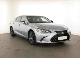 Lexus ES 330 ES 300h, ČR 1