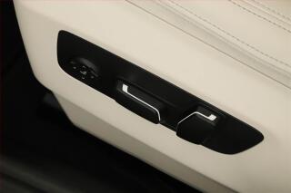 Škoda Octavia (2024) RS 1.4 TSI iV - náhled 26