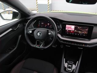 Škoda Octavia (2024) RS 1.4 TSI iV - náhled 7