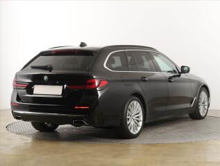 BMW Řada 5 (2022) 540d xDrive - náhled 5