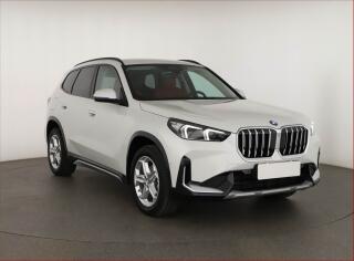 BMW X1 sDrive18i, Full LED, Navigace