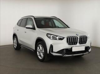 BMW X1 sDrive18i, Full LED, Navigace