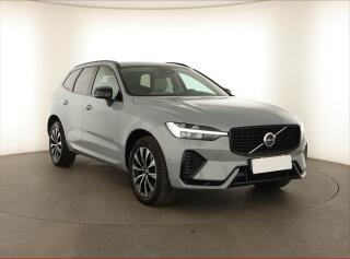Volvo XC60 B4 AWD, Pano, 360�, DPH