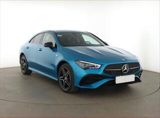 Mercedes-Benz CLA 250 e, AMG, ACC, V�h�ev