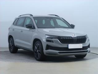 koda Karoq Sportline 1.5 TSI, Nov v r