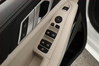 BMW X5 (2025) xDrive30d - náhled 9