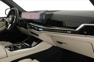 BMW X5 (2025) xDrive30d - náhled 19