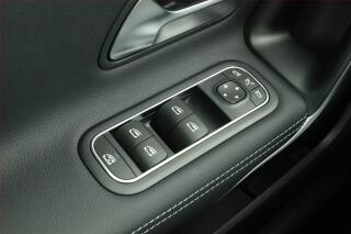 Mercedes-Benz Třídy A (2025) A 200 - náhled 10