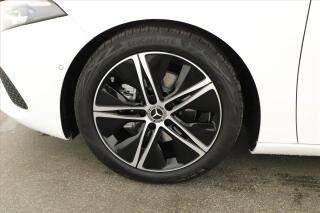 Mercedes-Benz Třídy A (2025) A 200 - náhled 22