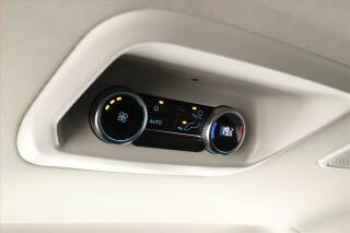 Ford Tourneo Custom (2025) 2.0 EcoBlue - náhled 16