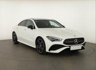 Mercedes-Benz CLA 180, AMG, Navigace, FullLed