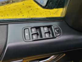 Land Rover Freelander 2,2 TD4 112WW 4WD - náhled 15