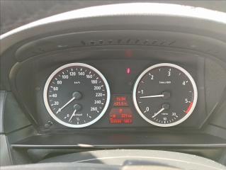 BMW Řada 5 D 110KW 2,0 - náhled 11