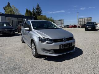 Volkswagen Polo 1.4 16v DSG 63kw  75000km 1.M.