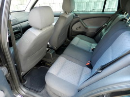 Škoda Octavia kombi 1.6 MPi 75 kW - náhled 10
