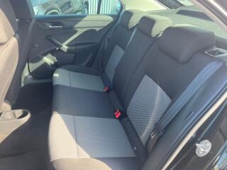 Škoda Fabia 1.4 MPi AMBIENTE - náhled 12