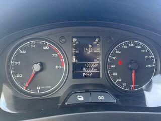 Škoda Fabia 1.4 MPi AMBIENTE - náhled 9