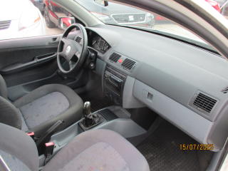 Škoda Fabia (2002) combi 1,4 - náhled 5