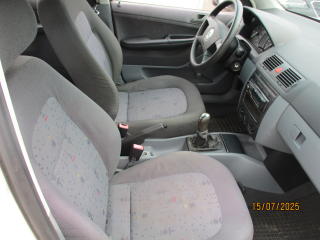 Škoda Fabia (2002) combi 1,4 - náhled 6