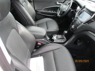 Hyundai Grand Santa Fe (2017) 2,2 CRDi AWD/ 4x4 - náhled 6