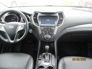 Hyundai Grand Santa Fe (2017) 2,2 CRDi AWD/ 4x4 - náhled 7