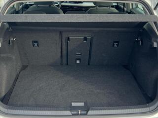 Volkswagen Golf 1,5 TSi 96kW LIFE  8 - náhled 14