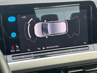 Volkswagen Golf 1,5 TSi 96kW LIFE  8 - náhled 17