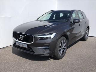 Volvo XC60 2.0 AWD MOMENTUM PRO  B4
