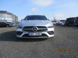 Mercedes-Benz CLA 200 shooting brake