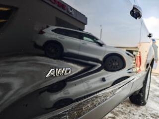 Volvo V90 (2019) 2.0 D4 FWD Momentum 140kW 8AT - náhled 37