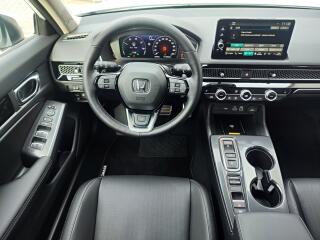 Honda Civic (2025) 2.0e:HEV Advance Black SKLADEM - náhled 11