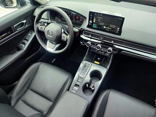 Honda Civic (2025) 2.0e:HEV Advance Black SKLADEM - náhled 18