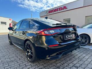 Honda Civic (2025) 2.0e:HEV Advance Black SKLADEM - náhled 29