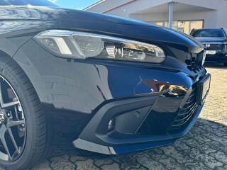 Honda Civic (2025) 2.0e:HEV Advance Black SKLADEM - náhled 32