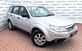 Subaru Forester 2.0 i,110kW,AWD,serv.kn.