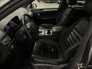 Volkswagen Touareg R-Line 8TT 3.0 TDI