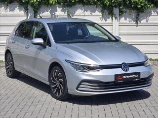 Volkswagen Golf 1.5 TSi 96kW Life �R 1.maj Neh